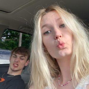 Meet your Posher, Addy